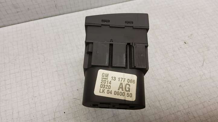 Opel Vectra (2002 - 2005)  13177066 Включатель фонарей
