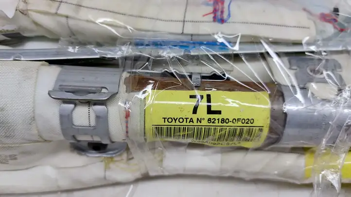 Toyota Verso (2009 - 2012) 621800F020 Боковая подушка безопасности шторка — фото 3