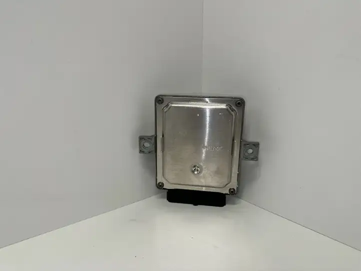 Audi (2016 - ) 4M0907355 Блок управления AdBlue — фото 6