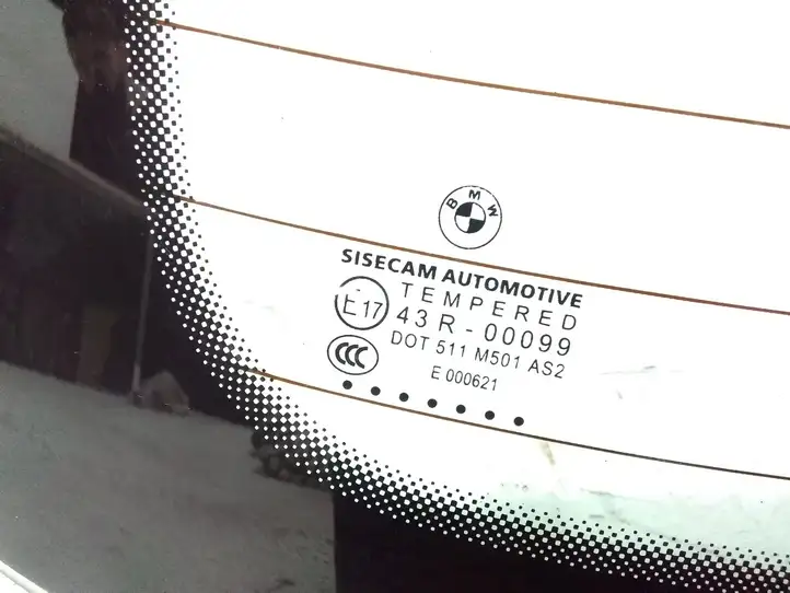 BMW (2020 - ) Открывающееся стекло крышки багажника — фото 9