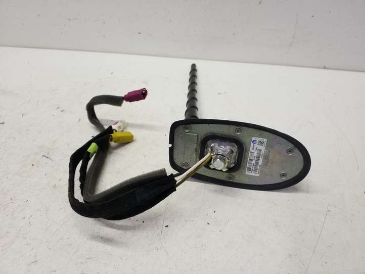 Jeep Cherokee (2013 - 2017)  P05091874AA Антенна (антенна GPS)