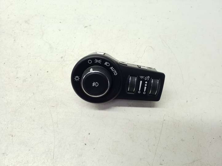 Jeep Cherokee (2013 - 2017)  P68154356AC Включатель фонарей