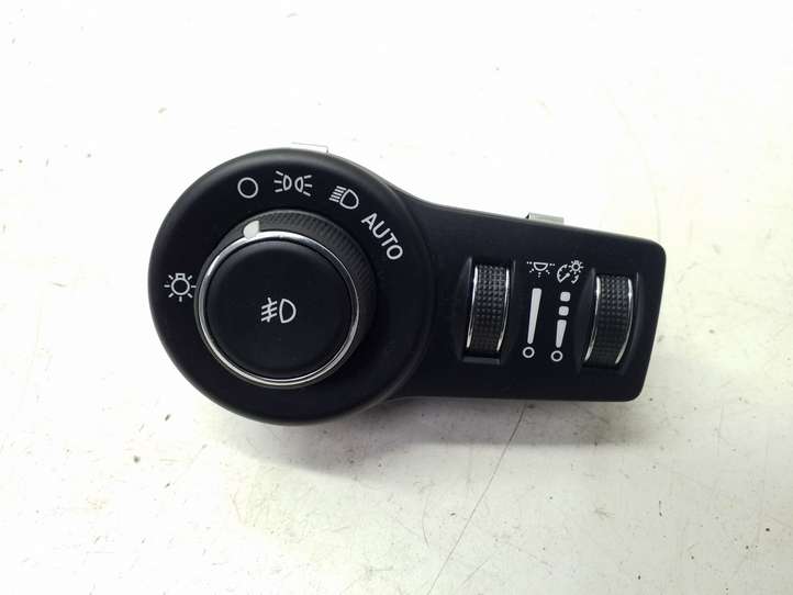 Jeep Cherokee (2013 - 2017)  P68154356AC Включатель фонарей