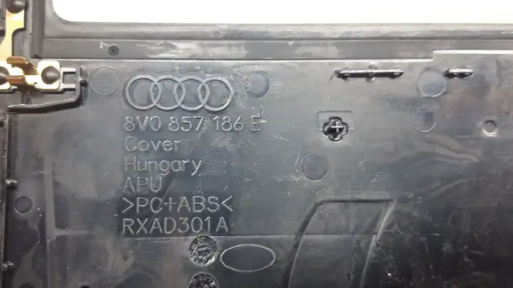 Audi A3/S3 8V (2012 - 2016) 8V0857186E Прочие детали панели — фото 3