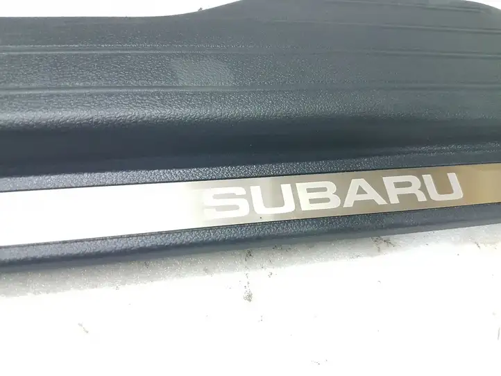 Subaru Legacy (2015 - 2017) 94060AL13A Внутренняя отделка переднего порога — фото 4