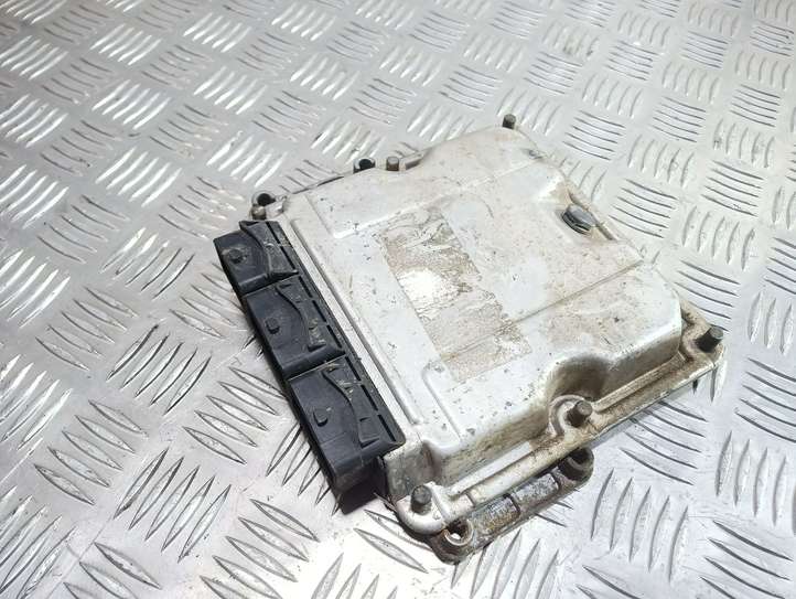 Renault Scenic I (1996 - 2003)  0281001934 Блок управления двигателя