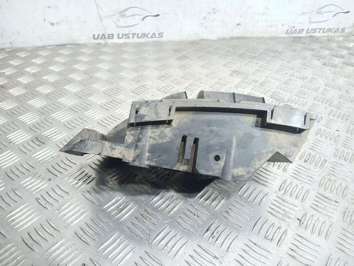 Volvo XC90 (2006 - 2014)  30698138  Держатель заднего бампера (кронштейн)