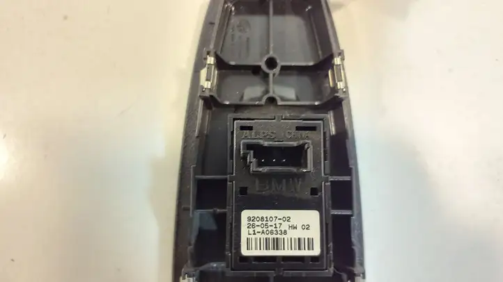 BMW 3 GT F34 (2013 - 2017) 9208107 Блок кнопок стеклоподъемников — фото 3