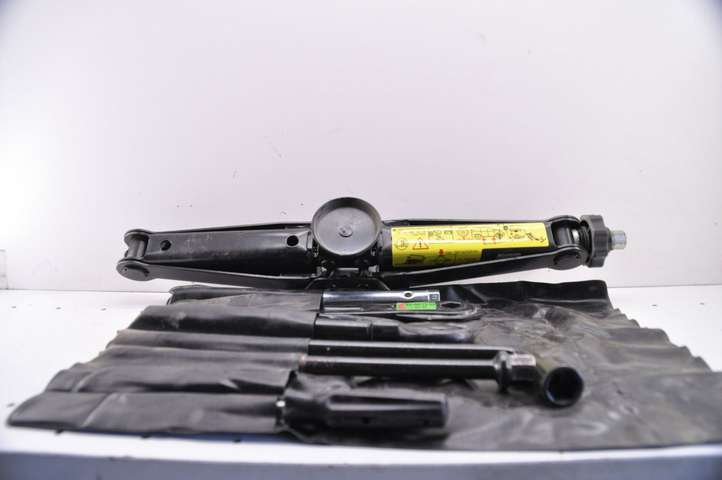 Mercedes-Benz Vito Viano W639 (2003 - 2010)  A6395800218 Домкрат (данкрат)