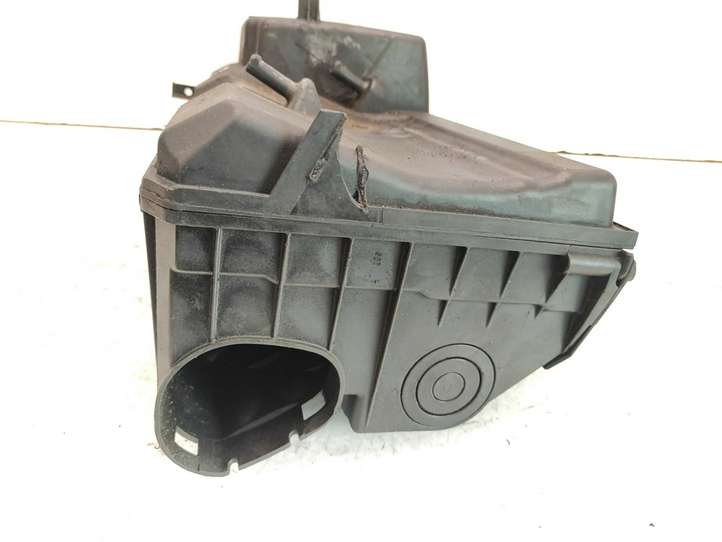 Volvo C70 (2005 - 2009)  4613785903 Коробка воздушного фильтра