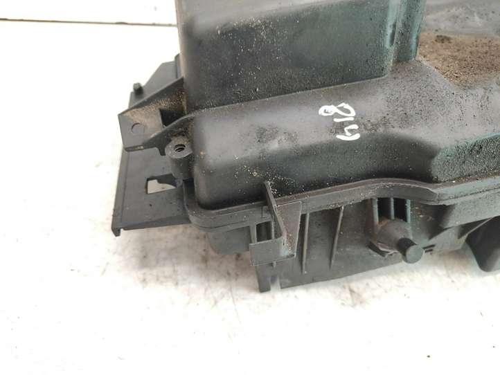Volvo C70 (2005 - 2009)  4613785903 Коробка воздушного фильтра