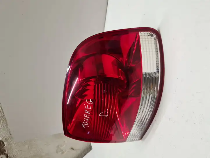 Volkswagen Touareg I (2002 - 2010) 7L6945096K Задний фонарь в кузове — фото 5