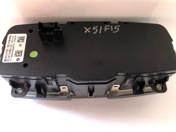 BMW X5 F15 (2013 - 2017) 931172102 Включатель фонарей — фото 2