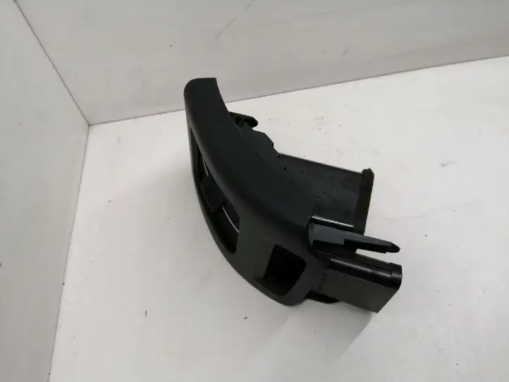 Toyota Prius (XW30) (2009 - 2015) 5565047070 Боковой воздушный дефлектор — фото 2