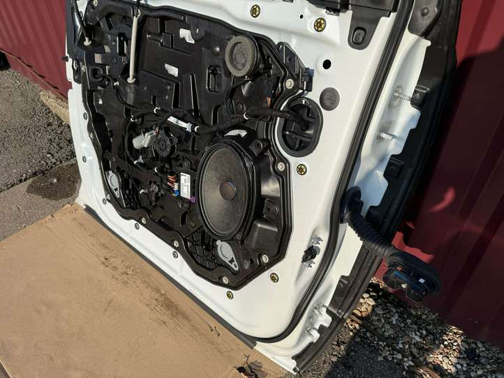 Dodge Ram (2018 - )   Дверь