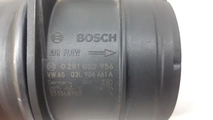 Audi A3/S3 8V (2012 - 2016) 03L906461A Датчик массового расхода воздуха — фото 5