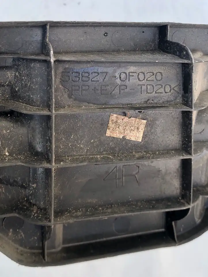 Toyota Verso (2009 - 2012) 538270F020 Накладка крыла — фото 2