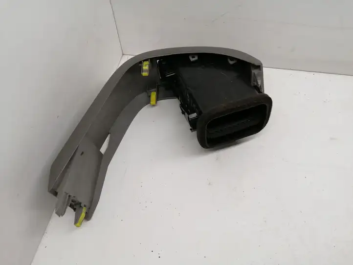 Toyota Prius (XW20) (2003 - 2009) 5566047020 Боковой воздушный дефлектор — фото 3