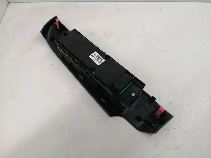 Lexus IS III XE30 (2013 - 2016) 515681 Кнопка стеклоподъемников — фото 5