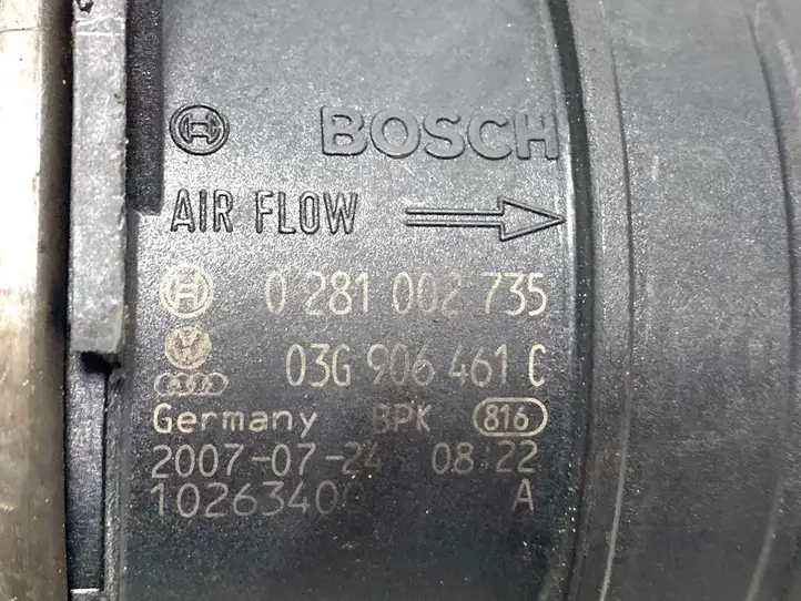 Volkswagen PASSAT B6 (2005 - 2010) 03G906461C Датчик массового расхода воздуха — фото 3