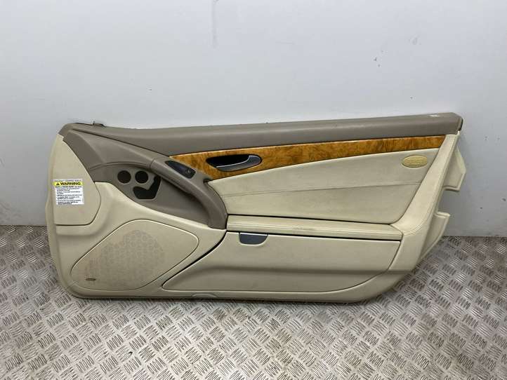 Mercedes-Benz SL R230 (2001 - 2012)  A2307202670 Обшивка передней двери
