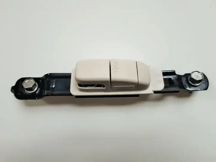 Nissan Leaf I (ZE0) (2010 - 2017) 878243NA0A Электродвигатель регулировки ремня безопасности — фото 1