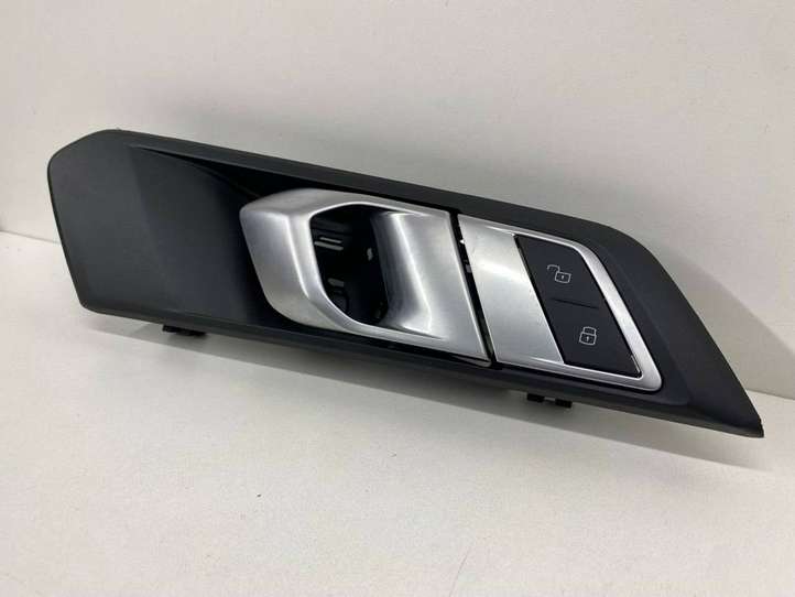 BMW X5 G05 (2018 - )  566799 Внутренняя ручка