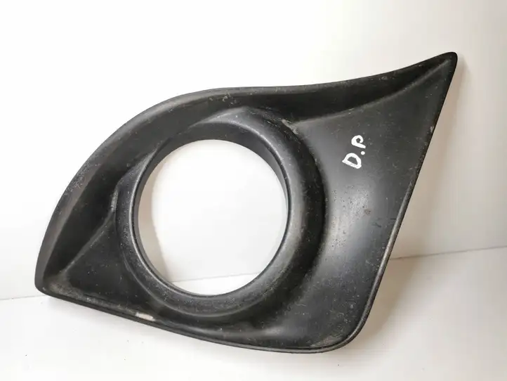 Lexus IS III XE30 (2010 - 2013) 8148153020 Решетка противотуманной фары — фото 1