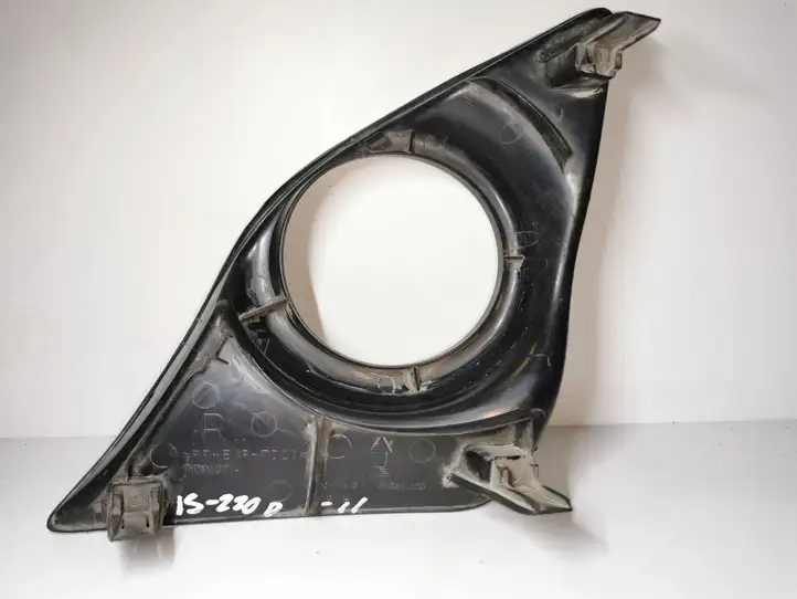Lexus IS III XE30 (2010 - 2013) 8148153020 Решетка противотуманной фары — фото 2