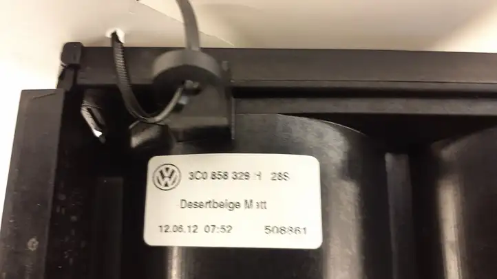 Volkswagen PASSAT B7 (2011 - 2014) 3C0858329H Прочие детали салона — фото 7