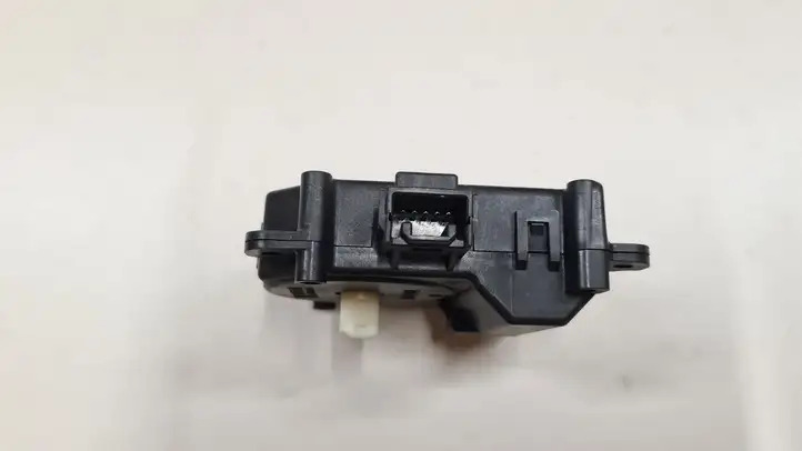 Subaru Legacy (2003 - 2009) 0637008860 Двигатель задвижки потока воздуха — фото 2