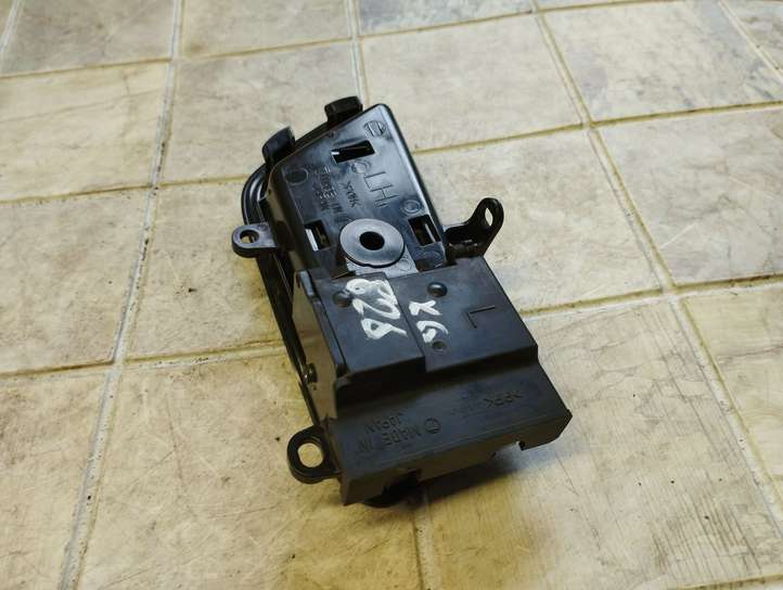 Subaru Outback (2007 - 2009)  94246AG03A Задняя звукоизоляция