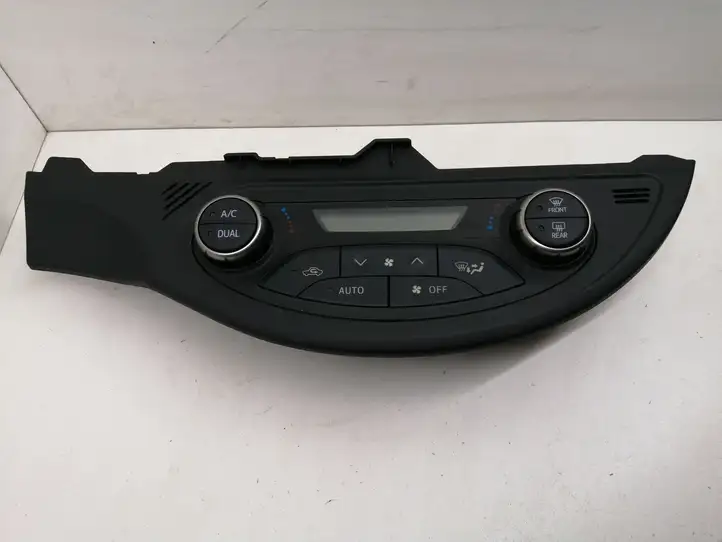 Toyota Yaris (2014 - 2019) 75F206 Блок управления климат-контролем — фото 1