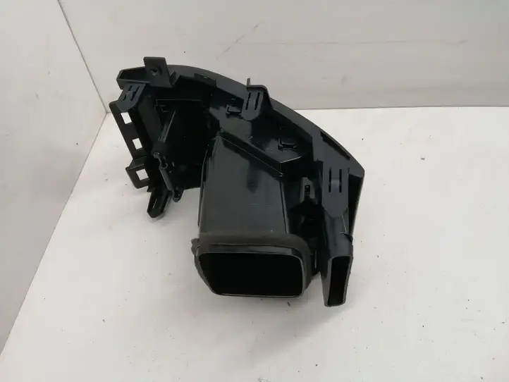 Toyota Prius+ (ZVW40) (2011 - 2018) 5568647060 Боковой воздушный дефлектор — фото 4