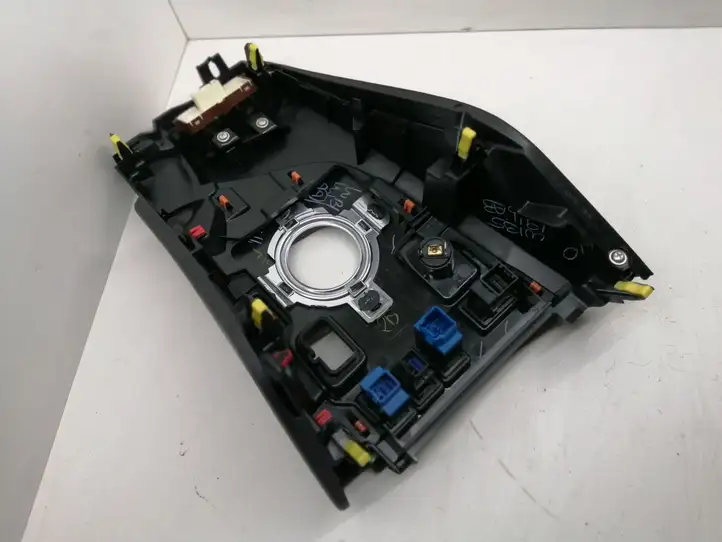 Toyota Auris E180 (2012 - 2018) 5883402050 Другие включатели / ручки/ переключатели — фото 8