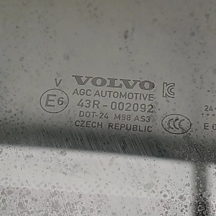 Volvo (2025 - ) 32368253 Заднее боковое стекло — фото 5