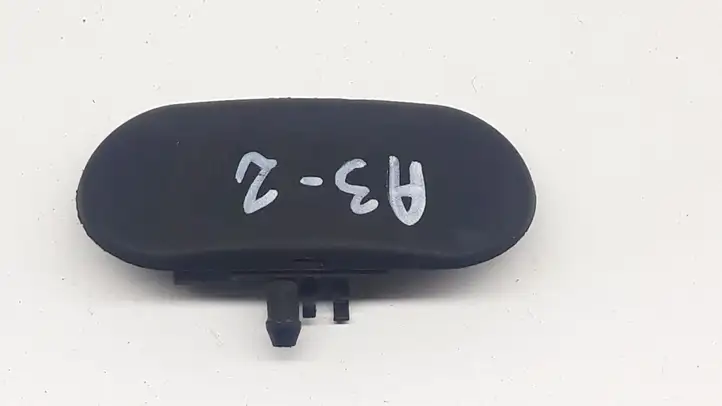 Audi A3/S3 8P (2003 - 2005) 8P0955987 Форсунка омывателя лобового стекла — фото 3