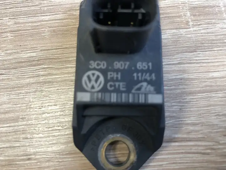 Volkswagen PASSAT B7 (2011 - 2014) 3C0907651 Прочие блоки управления — фото 3