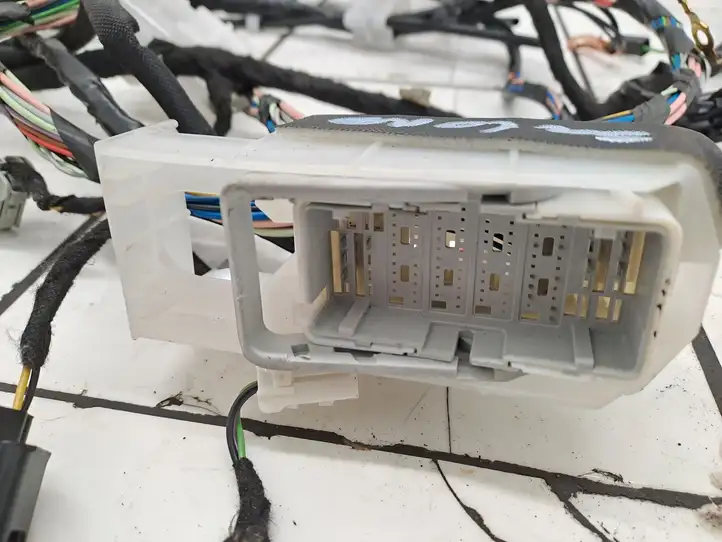 Nissan Qashqai (2013 - 2017) 240144EB0E Прочая электропроводка — фото 8