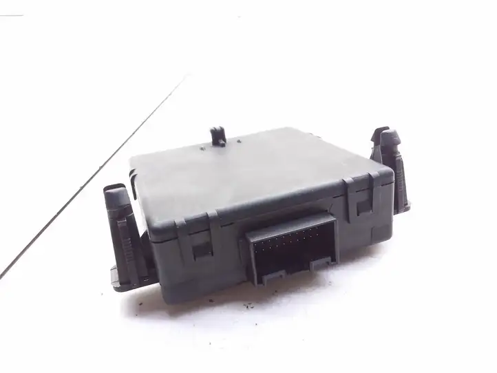 Volkswagen PASSAT B6 (2005 - 2010)  3C0907530C Модуль управления gateway