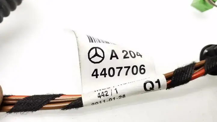 Mercedes-Benz C W204 (2007 - 2014) A2044407706 Проводка задней двери — фото 3