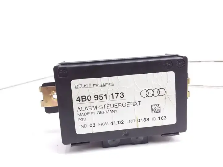 Audi A3/S3 8L (2000 - 2003) 4B0951173 Датчик охранной сигнализации — фото 1