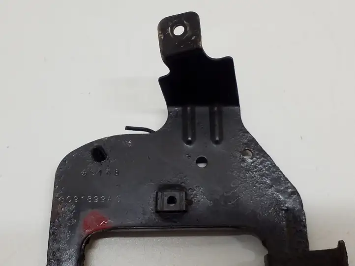 Chrysler Town and Country (2010 - 2016)  68091899AC Держатель блока управления двигателем