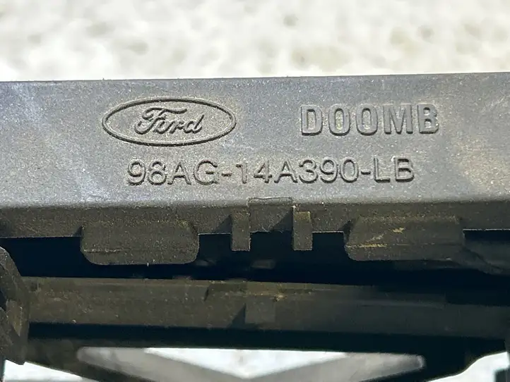 Ford Fiesta (2009 - 2012) 98AG14A390LB Прочая электропроводка — фото 2
