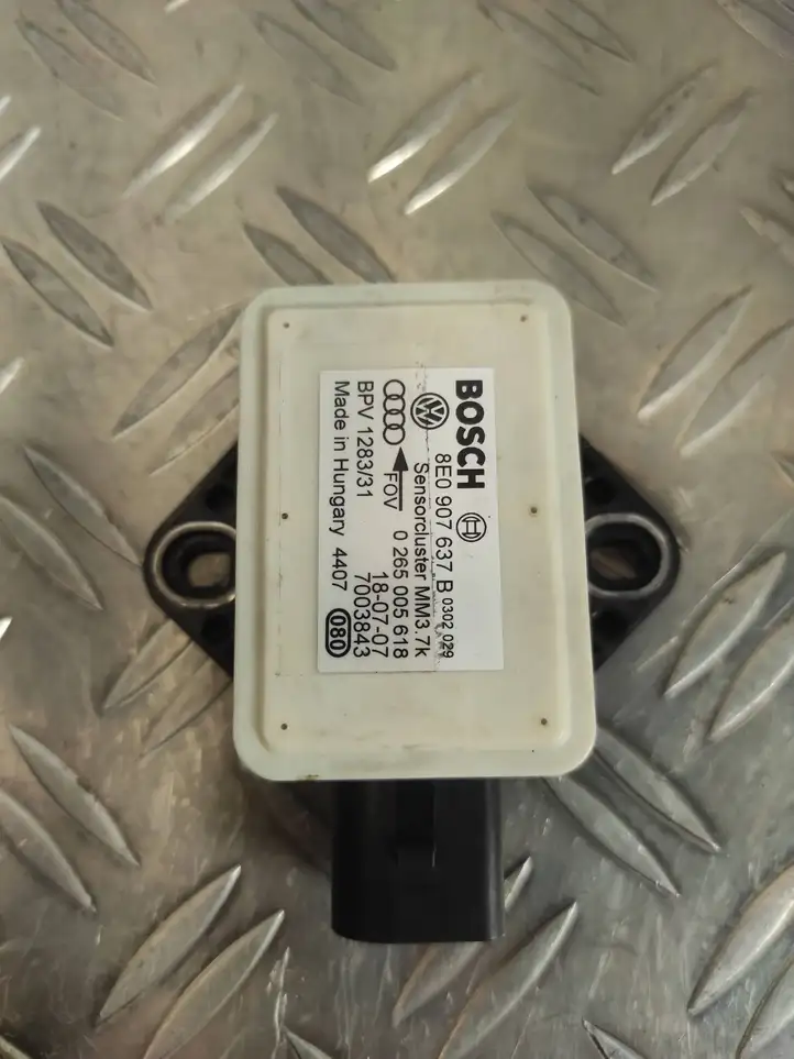 Audi A6 S6 C6 4F (2004 - 2008) 8E0907637B Датчик ESP — фото 1