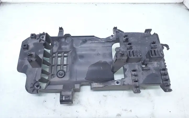 BMW 1 F20 F21 (2011 - 2019) 7608107 Кронштейн ЭБУ двигателя — фото 1