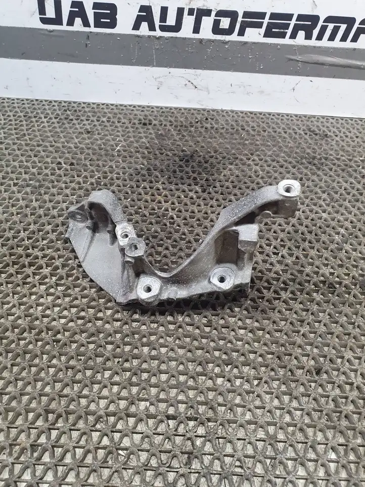 Nissan Qashqai (2013 - 2017) 147174072R Кронштейн охладителя EGR — фото 3