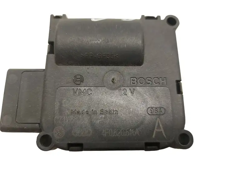 Audi A6 S6 C6 4F (2008 - 2011) 4F0820511A Двигатель задвижки потока воздуха — фото 3