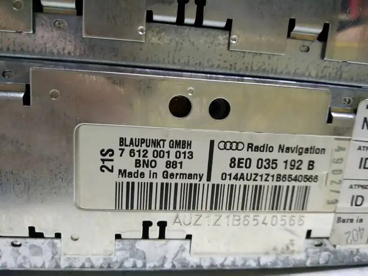 Audi A4 S4 B6 8E 8H (2000 - 2006) 8E0035192B Магнитола / мультимедийная система — фото 6