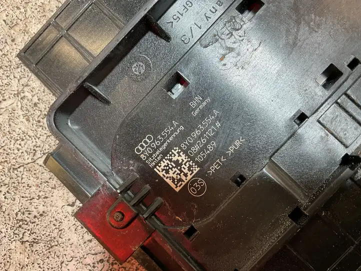 Audi A3/S3 8Y (2020 - ) 8Y0963554A Датчик занятости сиденья — фото 4